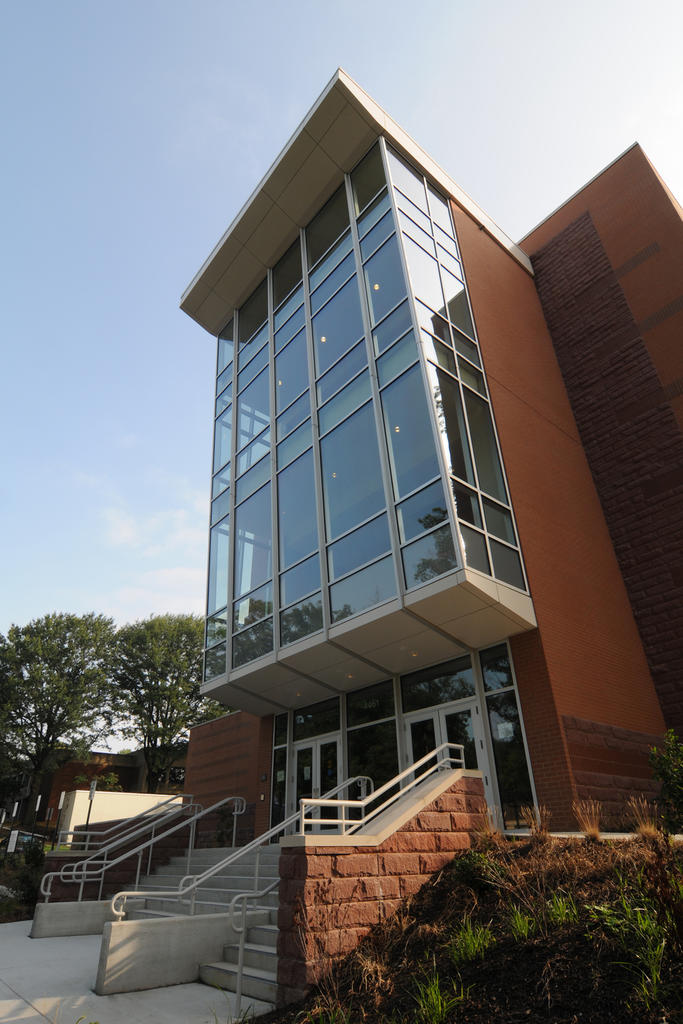 Aquia Building, Fairfax Campus